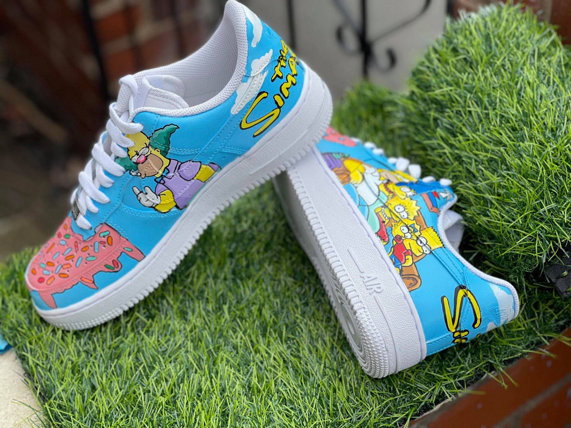Customised AF1- Simpsons - bluebeecustoms