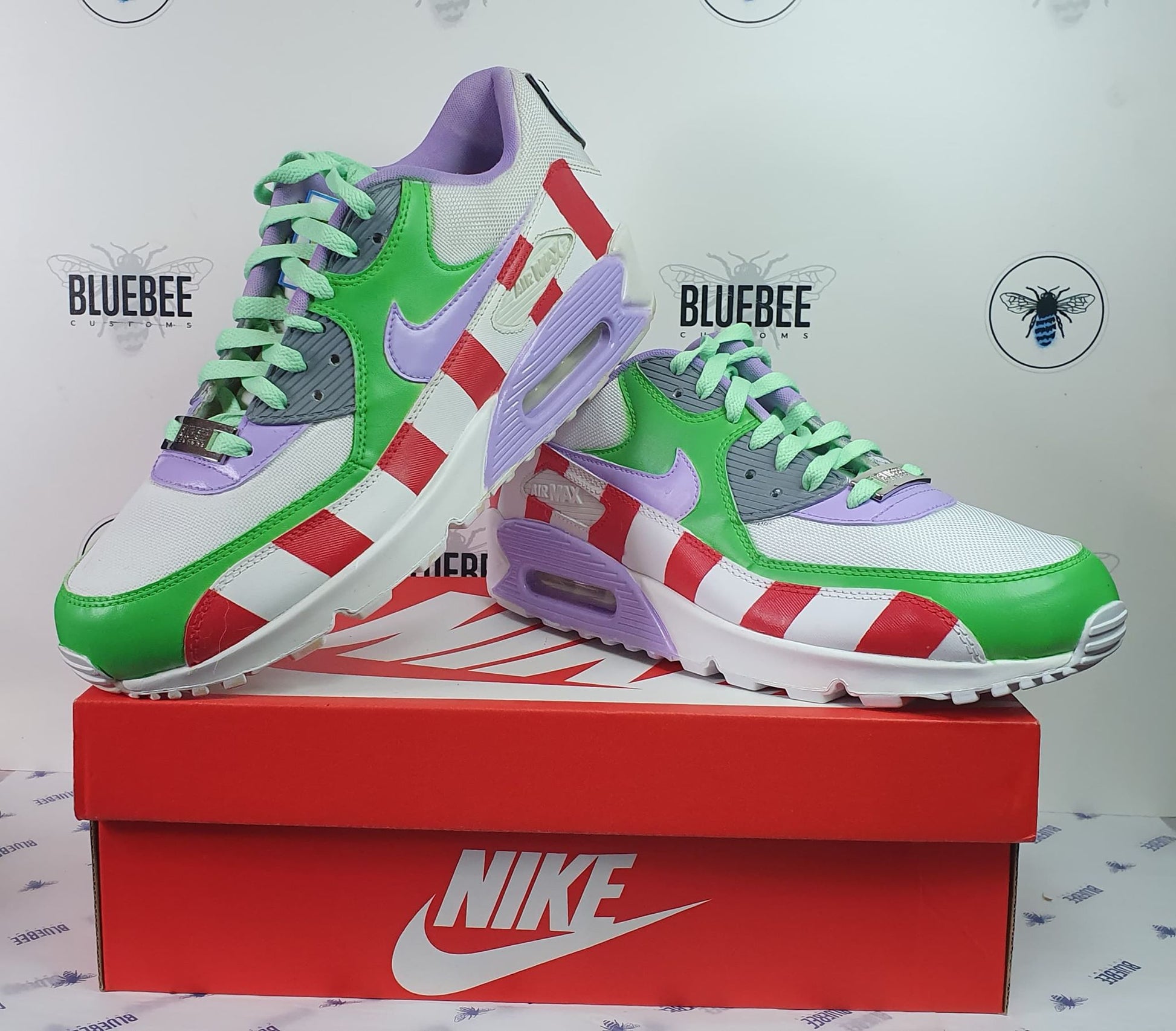 Custom  Air Max Toy Story Woody. - bluebeecustoms