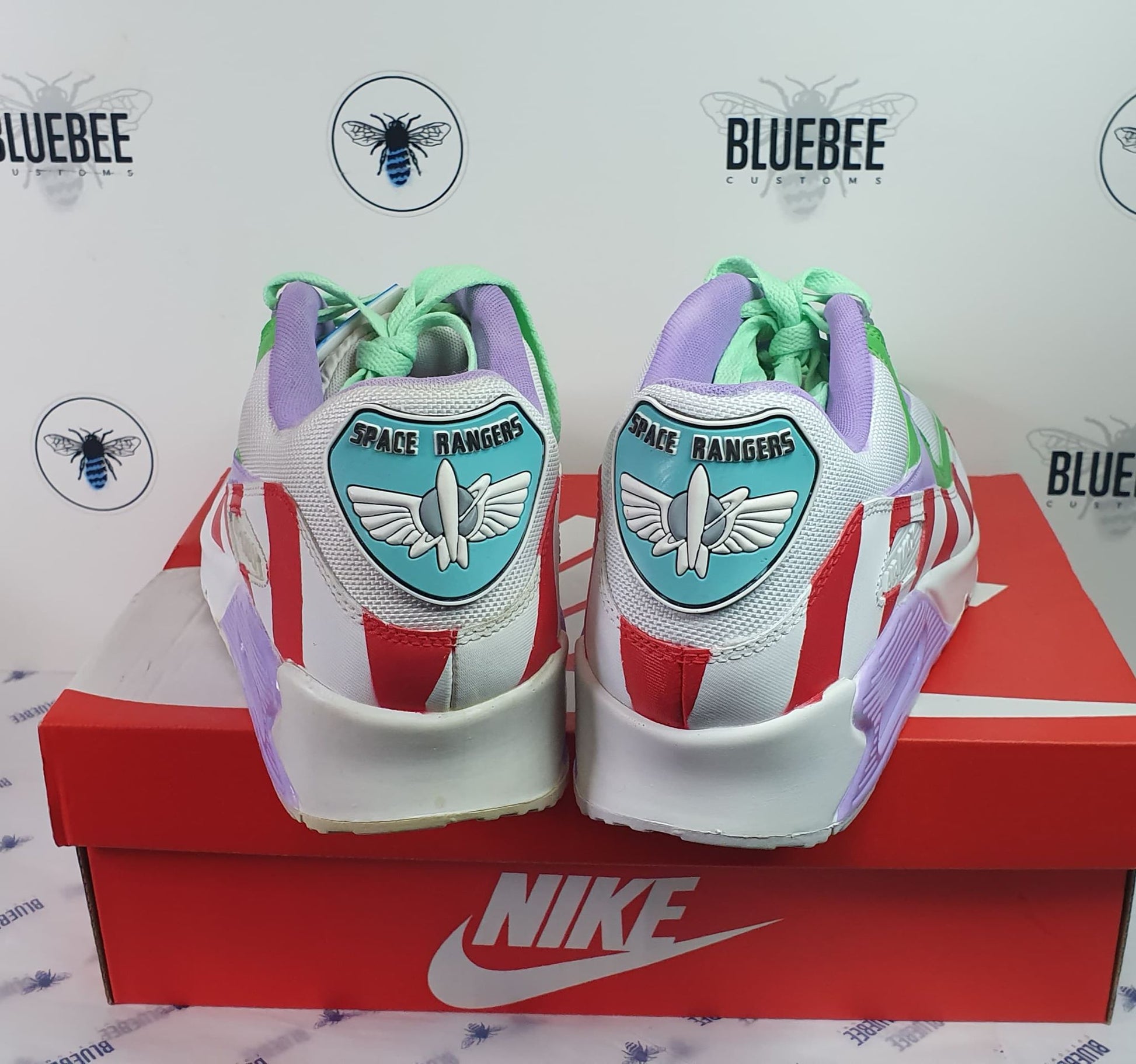 Custom  Air Max Toy Story Woody. - bluebeecustoms