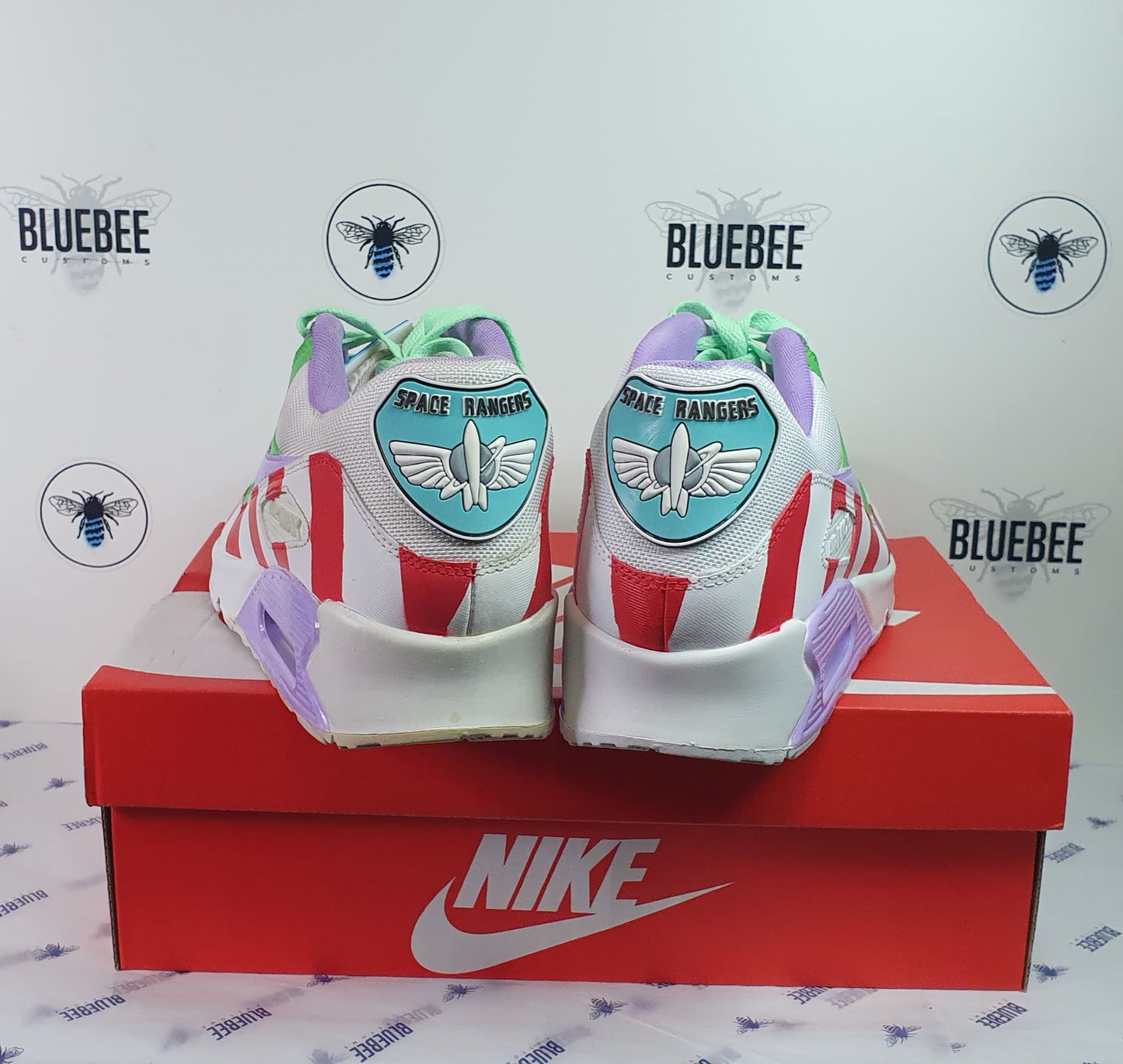 Custom  Air Max Toy Story Woody. - bluebeecustoms