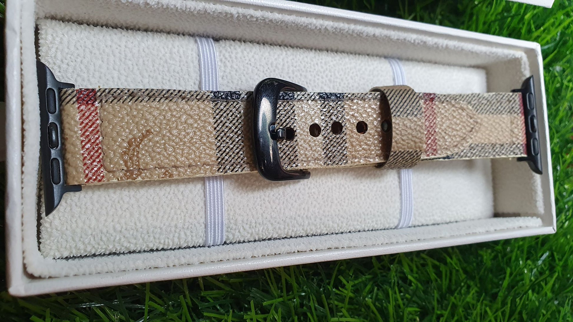Custom watch strap - bluebeecustoms
