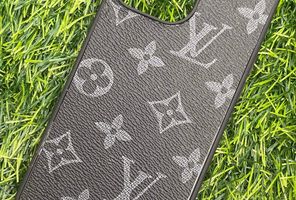 Custom phone cases - bluebeecustoms