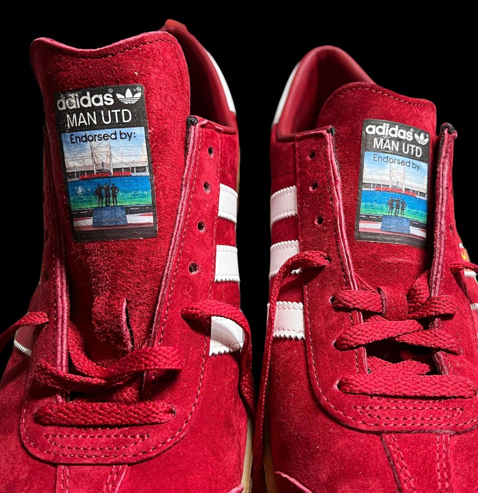 Manchester United Adidas Customs. - bluebeecustoms