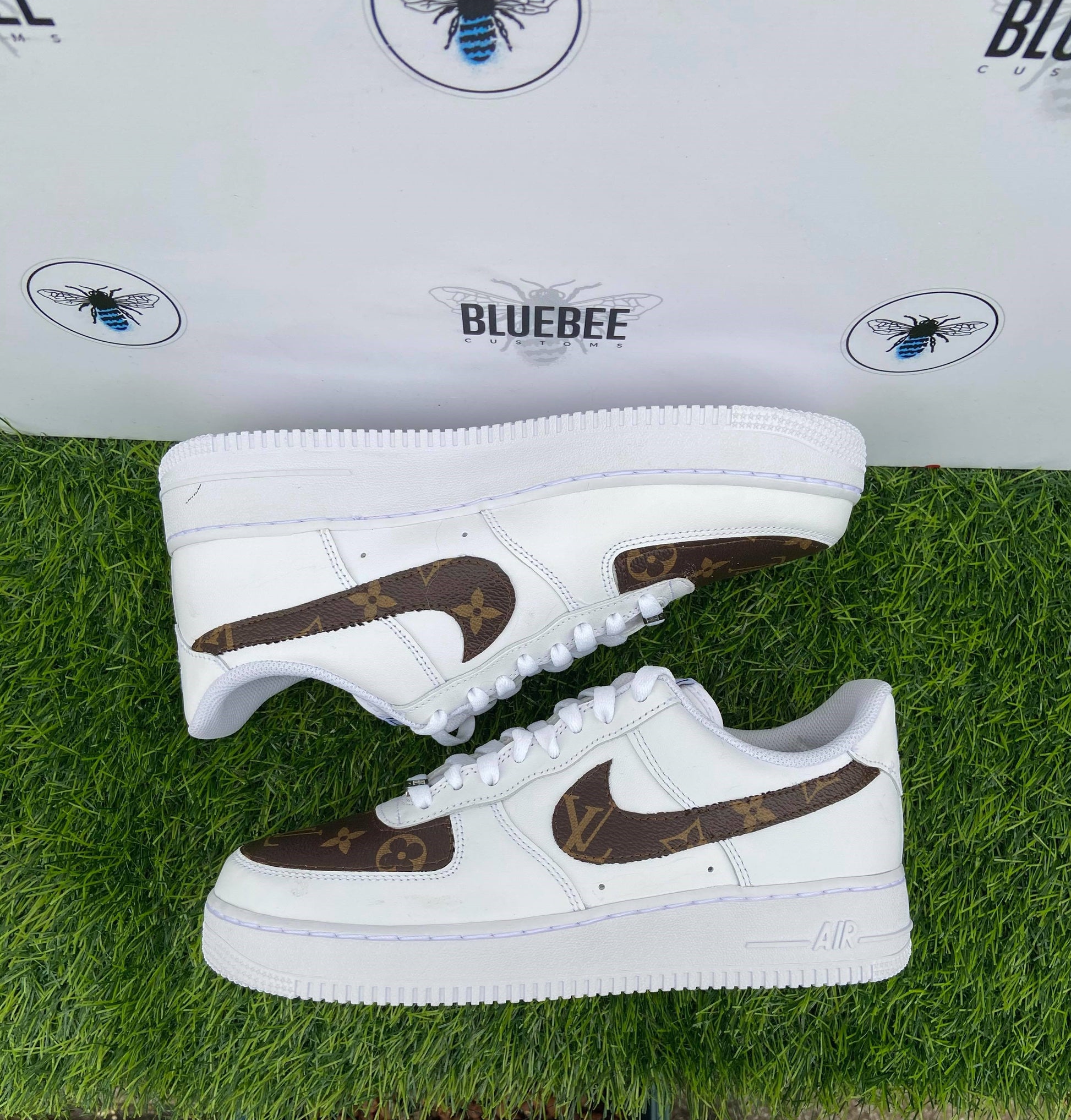 Customised Air Force 1 - bluebeecustoms