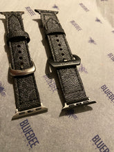 Ladda upp bild till gallerivisning, Smart watch custom strap - bluebeecustoms